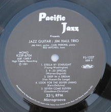 Carica l&#39;immagine nel visualizzatore di Gallery, Jim Hall Trio : Jazz Guitar (LP, Album, Mono, RE)
